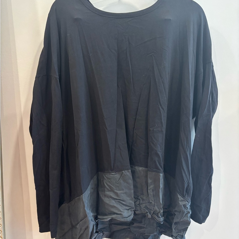 lululemon athletica Black and Gray Women's Top